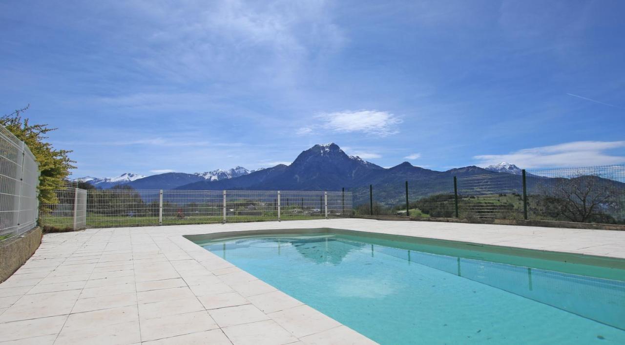 Appartement Studio LUMINEUX vue Lac de SERRE-PONCON ! à Prunières Extérieur photo