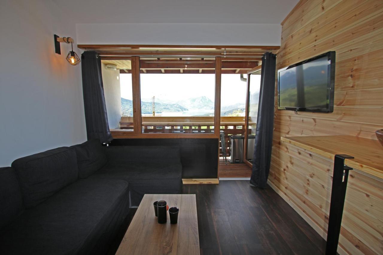 Appartement Studio LUMINEUX vue Lac de SERRE-PONCON ! à Prunières Extérieur photo